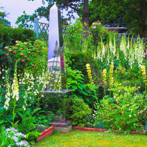 Obelisk-in-garden