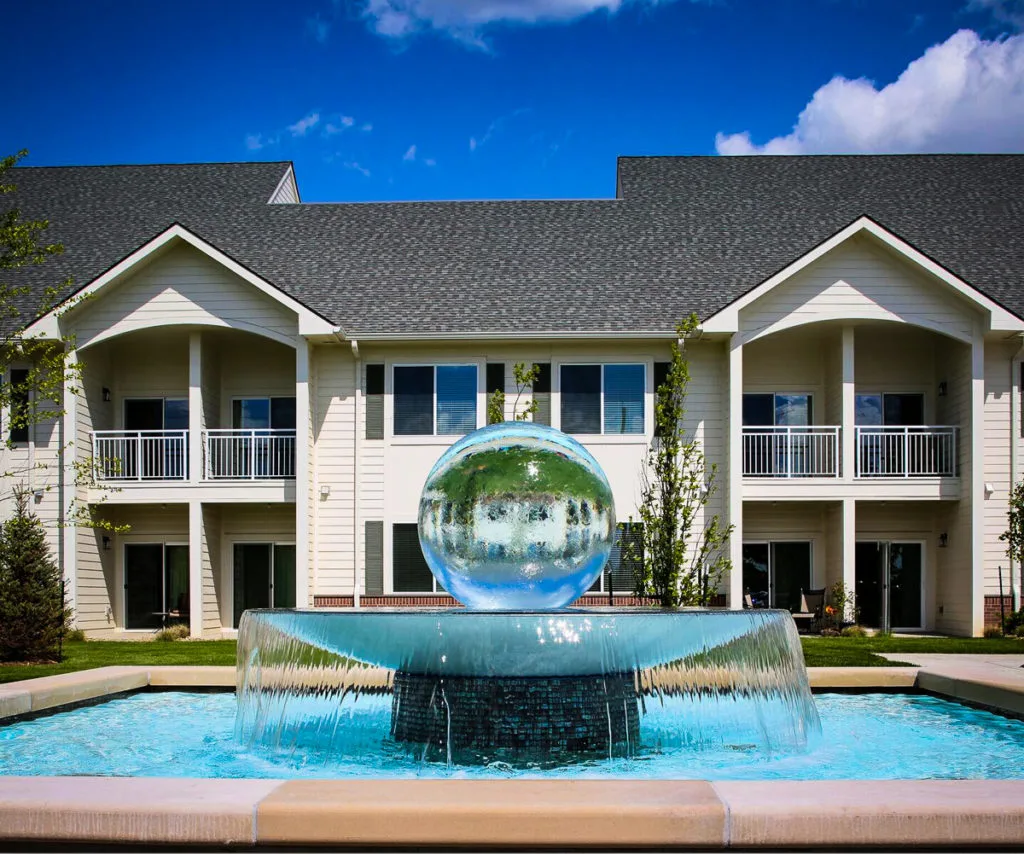 Pioneer Ridge Sphere Fountain Raised on a Pedestal