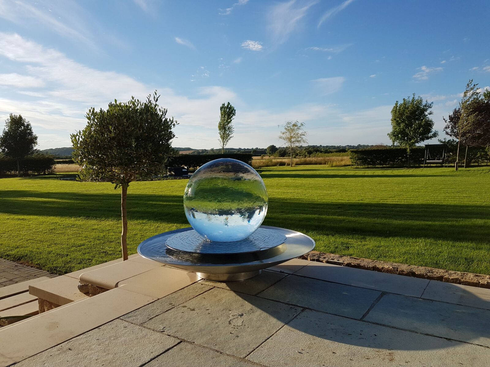 1.2m/4ft Aqualens in English Garden