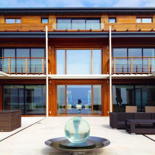 Modern Style with Aqualens