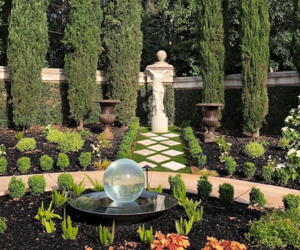 garden-sphere-fountain