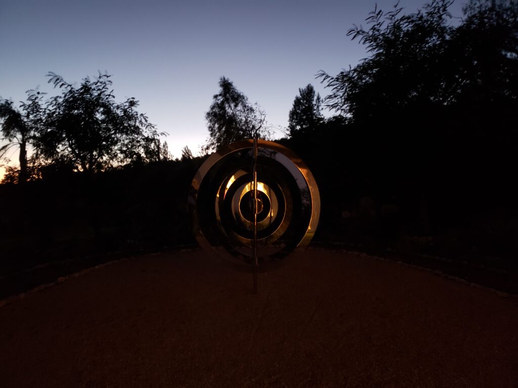 Glowing Concentric Circles