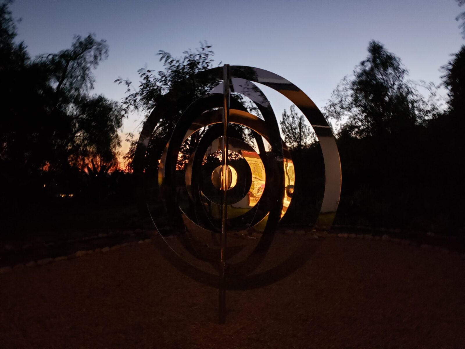 Glowing Concentric Circles