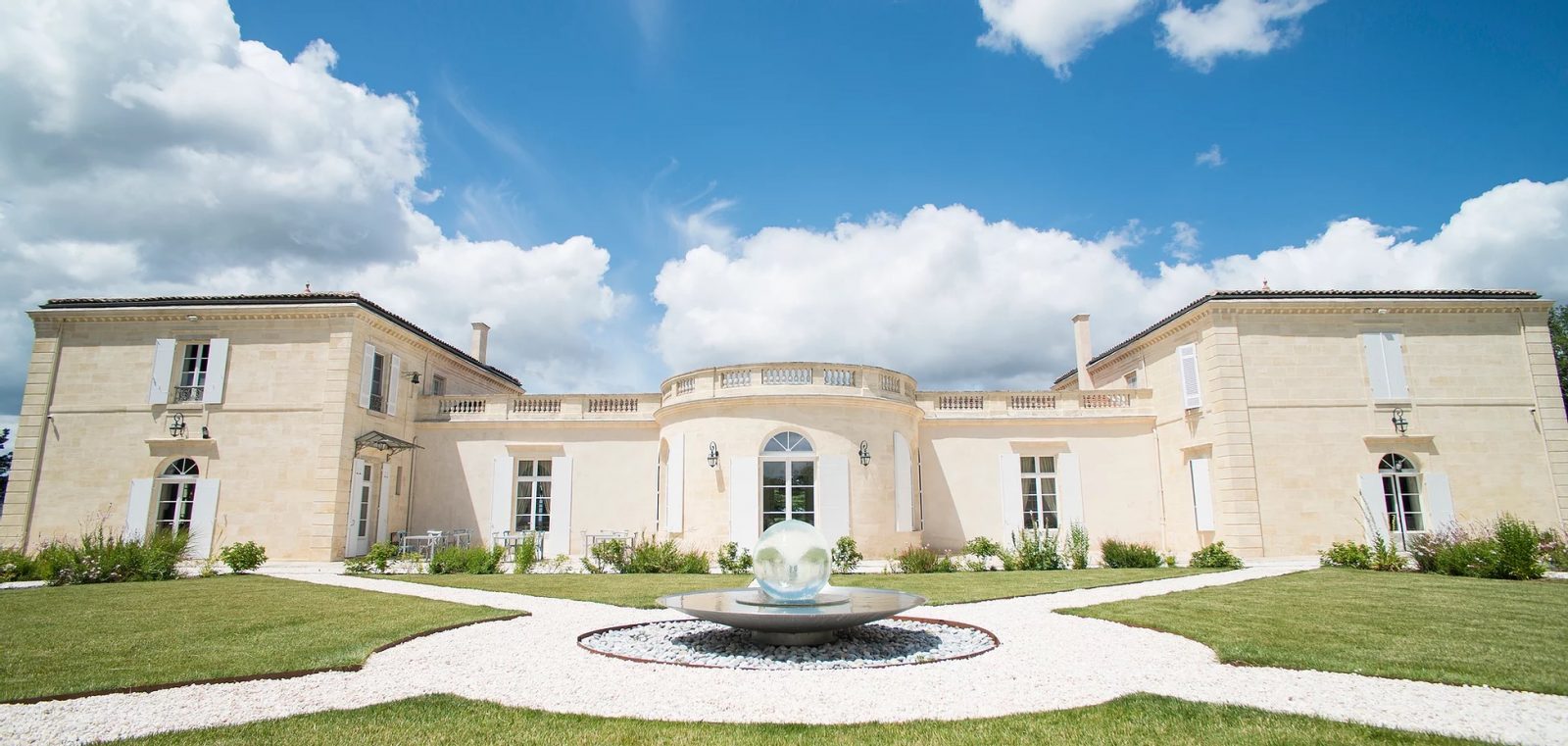 Bordeaux Chateau Sphere Fountain