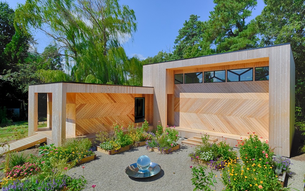 Fisher Studio Aqualens
