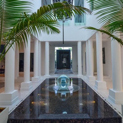 Unique Aqualens Installation