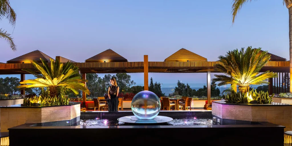 Floating Sphere Fountain Fourseasons Cyprus